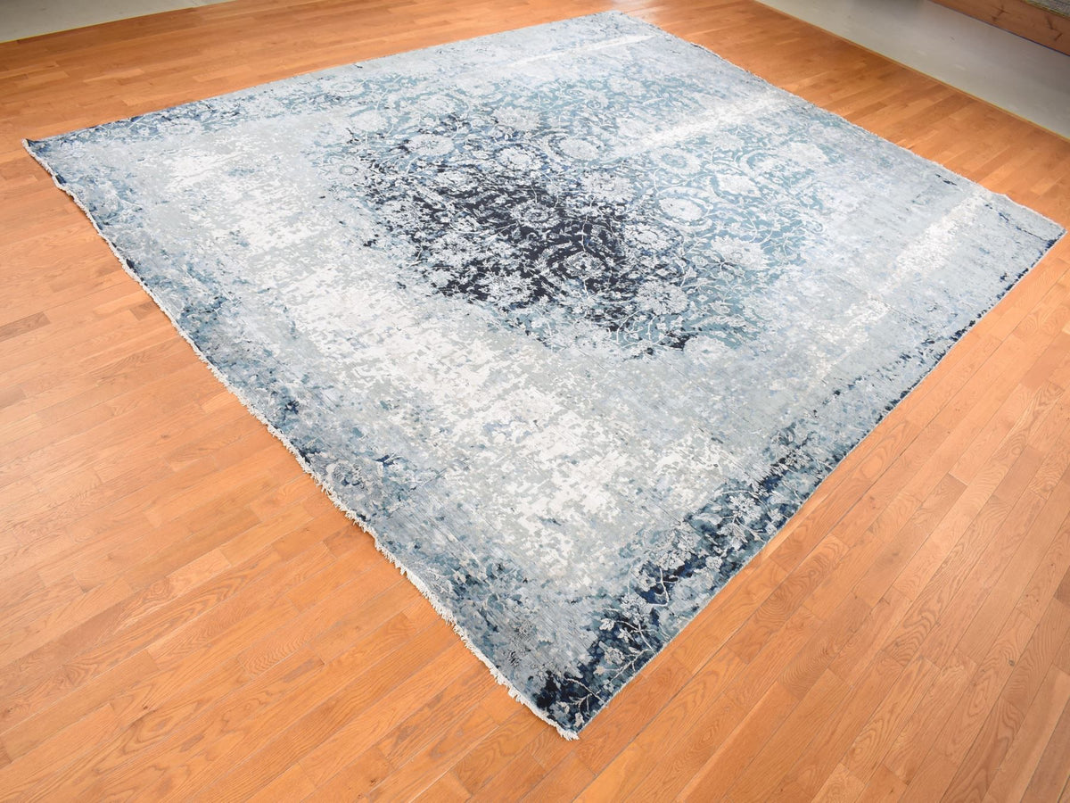 Tabriz Transitional hand-knotted wool/silk rug in Blue, 12' x 15'1" — SKU O087646 (view 3)