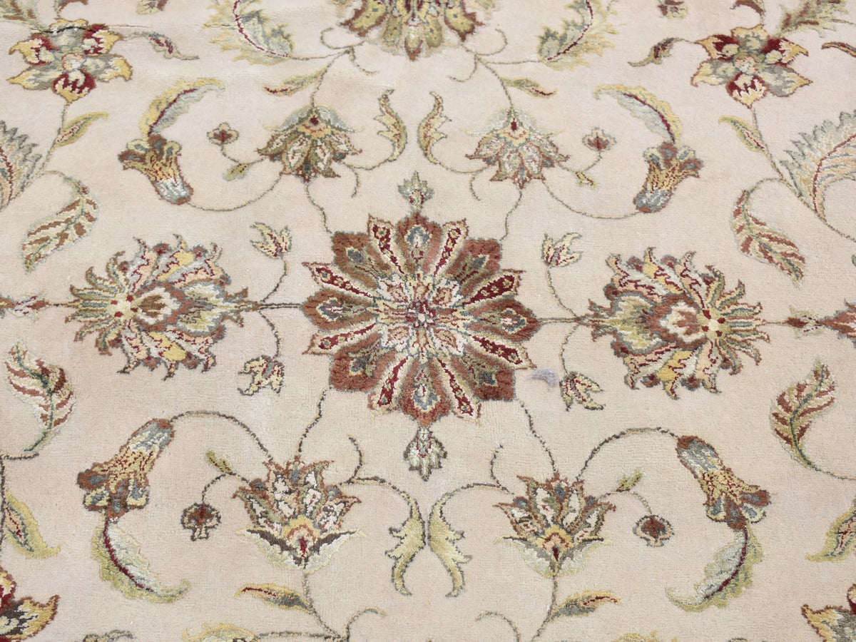 Rajasthan Rajasthan hand-knotted wool/silk rug in Ivory & Burgundy Red, 12' x 15'3" — SKU O087665 (view 8)