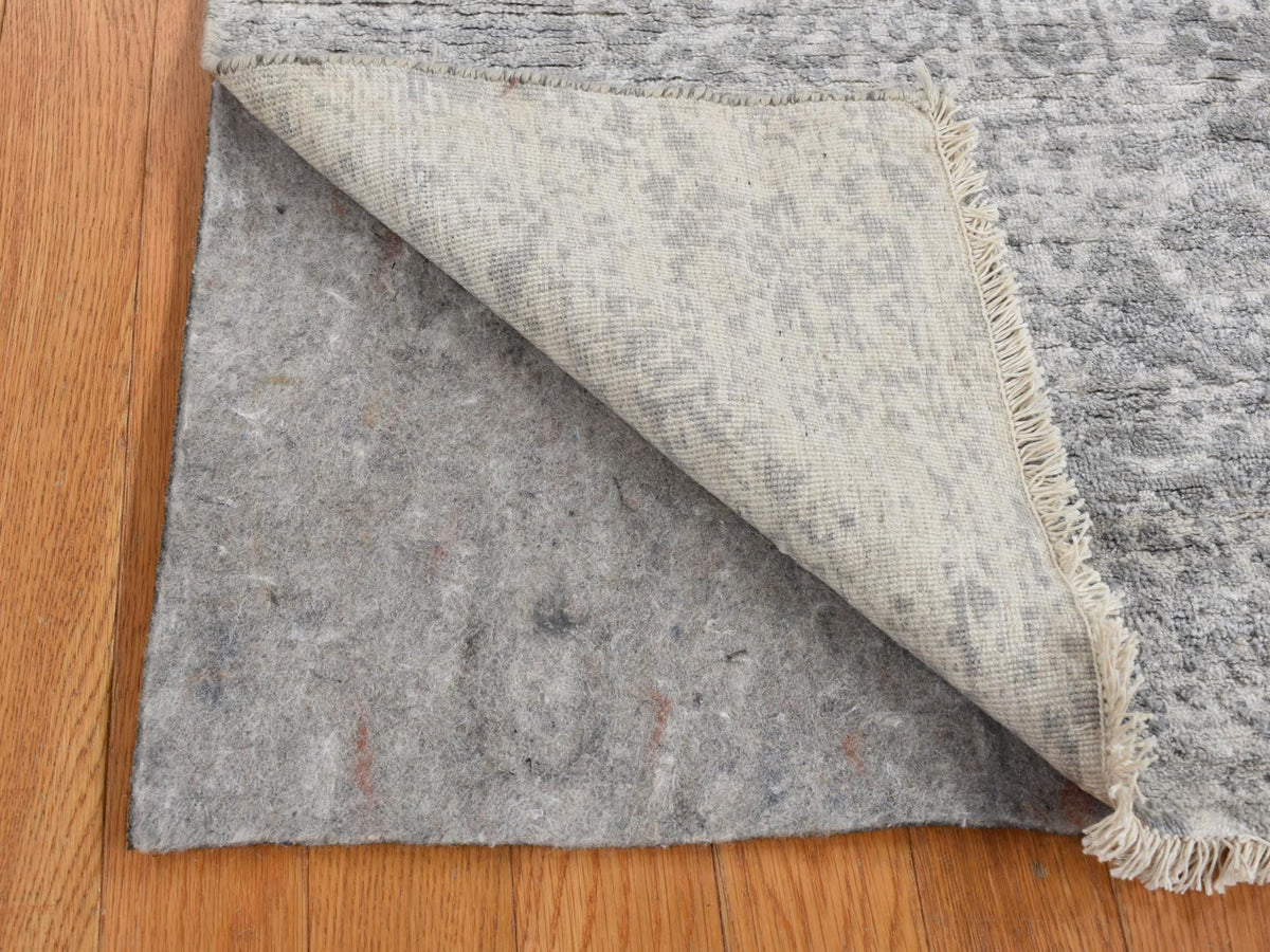 Transitional hand-knotted wool/silk runner in Gray, 4' x 9'8" — SKU O087679 (view 4)