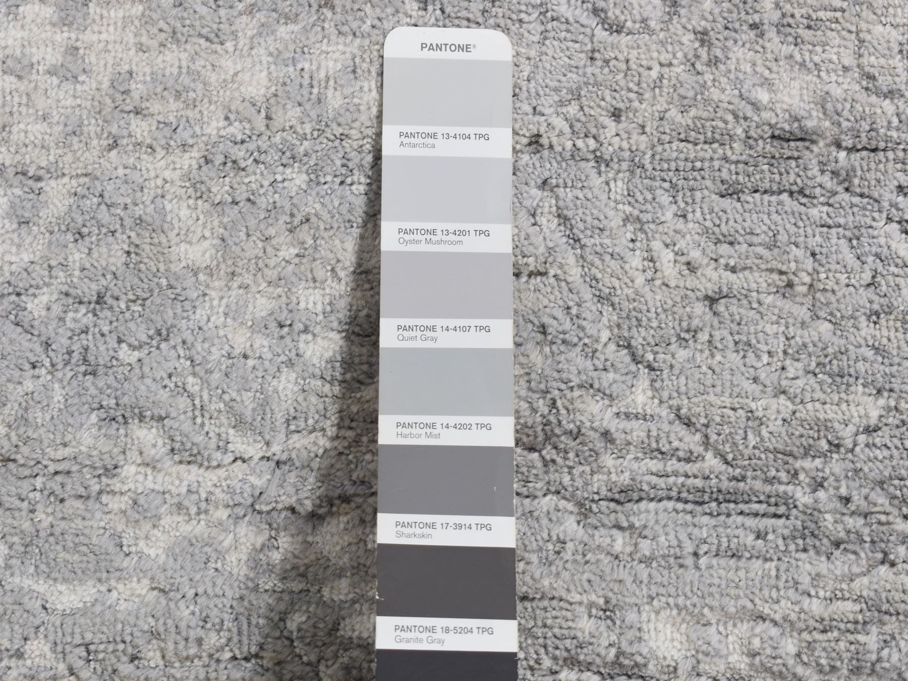 Transitional hand-knotted wool/silk runner in Gray, 4' x 9'8" — SKU O087679 (view 6)