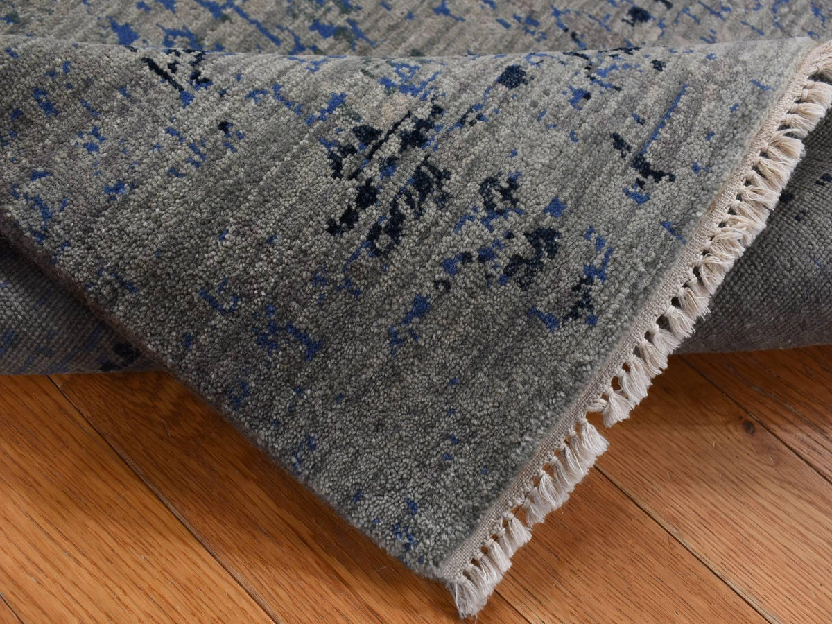 Modern / Contemporary hand-knotted wool/silk rug in Gray, 3'1" x 5' — SKU O087682 (view 5)