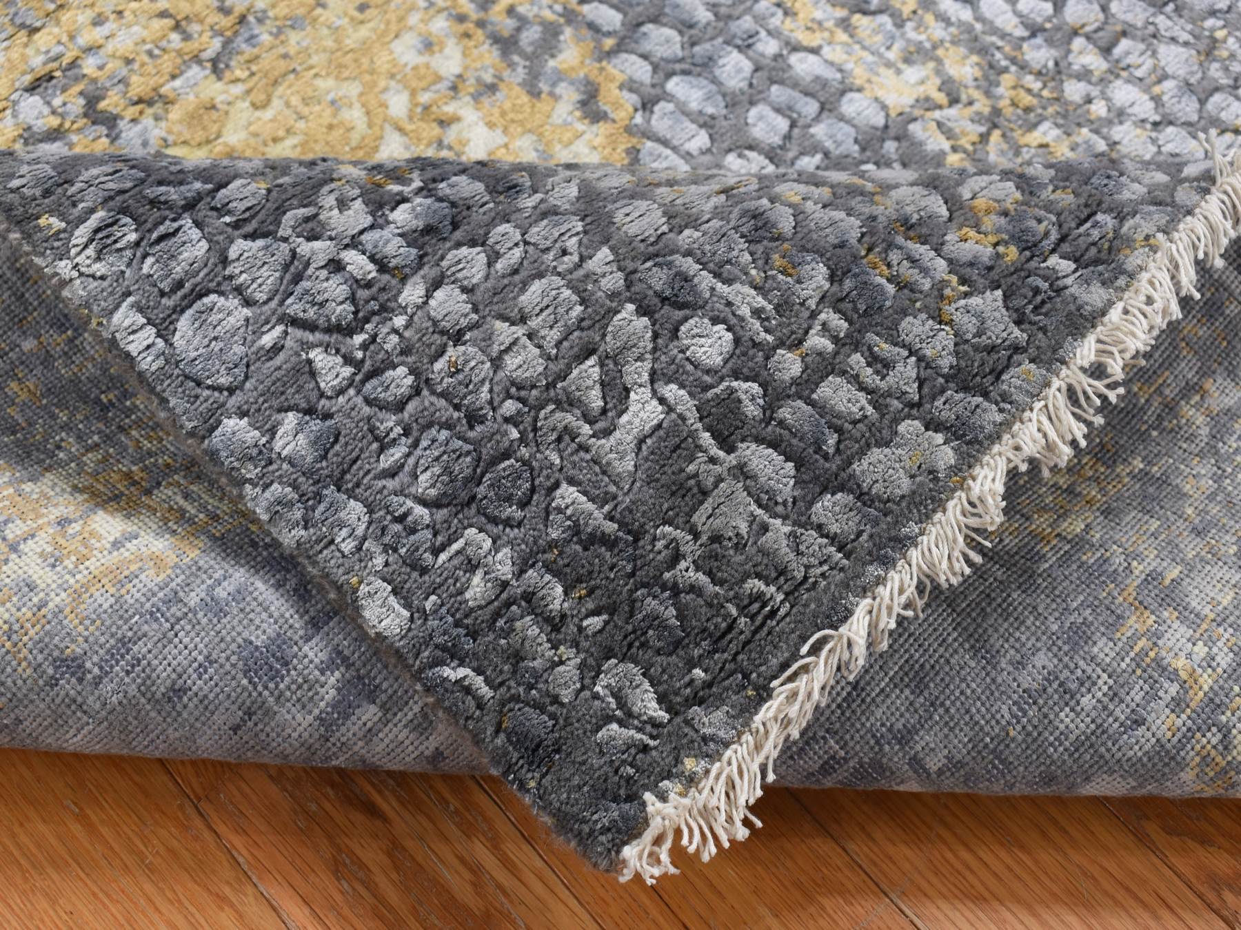 Transitional hand-knotted wool/silk runner in Gray, 3' x 8' — SKU O087688 (view 5)
