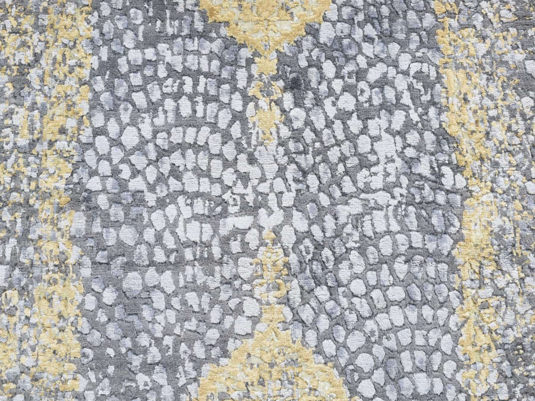 Transitional hand-knotted wool/silk runner in Gray, 3' x 8' — SKU O087688 (view 7)