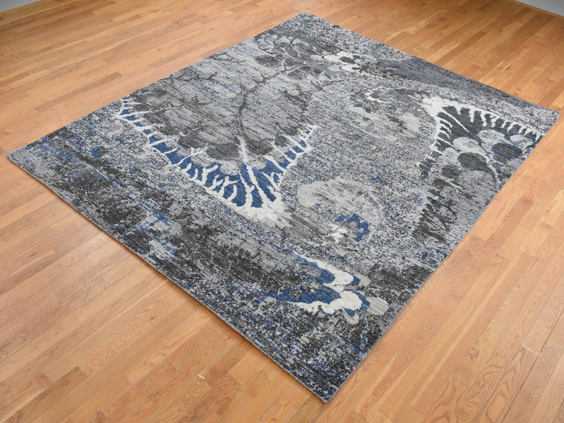Modern / Contemporary hand-knotted wool rug in Gray, 8'1" x 10'1" — SKU O087706 (view 3)