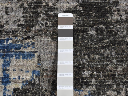 Modern / Contemporary hand-knotted wool rug in Gray, 8'1" x 10'1" — SKU O087706 (view 7)