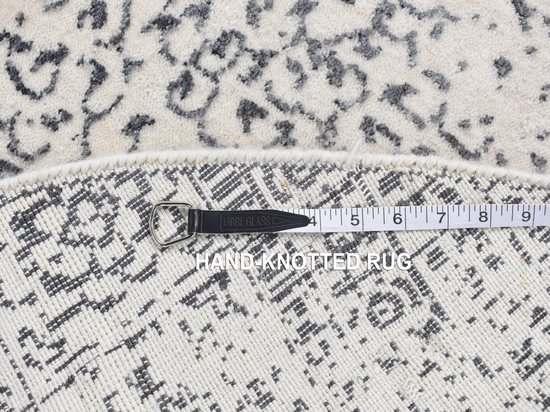 Mamluk Transitional hand-knotted wool rug in Ivory, 6' x 6' — SKU O087714 (view 8)
