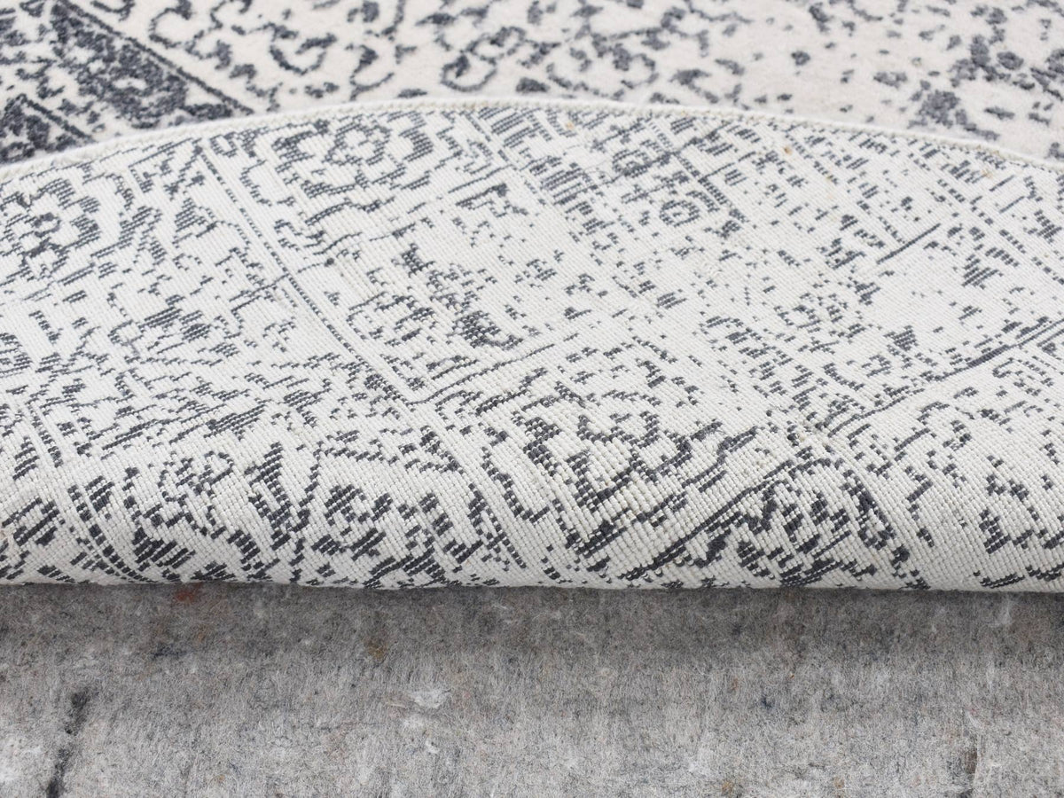 Mamluk Transitional hand-knotted wool rug in Ivory, 6' x 6' — SKU O087715 (view 3)