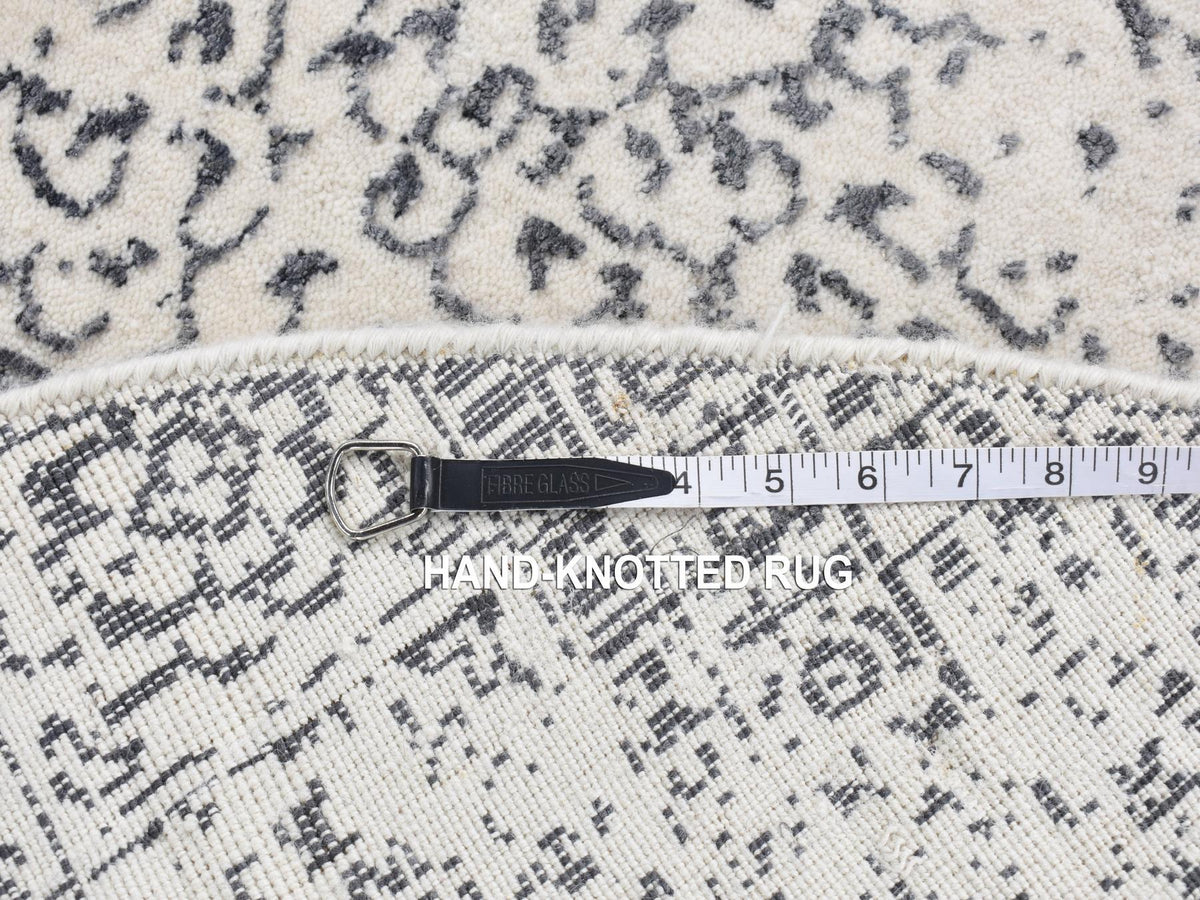 Mamluk Transitional hand-knotted wool rug in Ivory, 6' x 6' — SKU O087715 (view 8)