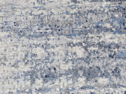 Modern / Contemporary hand-knotted wool/silk rug in Blue, 6' x 6' — SKU O087718 (view 5)