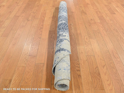 Blue 6'0" x 6'0" Modern and Contemporary Hand knotted Wool/Silk Rug - Sku: O087718