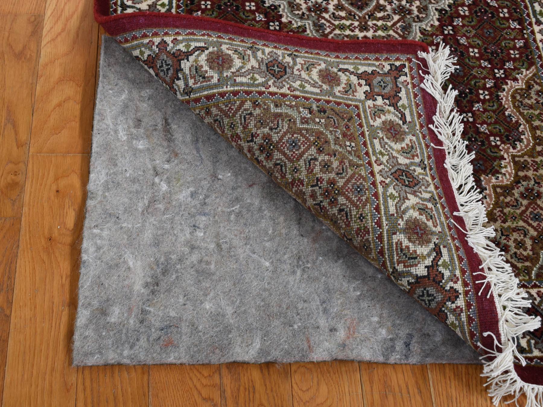 Tabriz Fine Oriental hand-knotted wool runner in Red & Ivory, 2'8" x 6'10" — SKU O087722 (view 3)