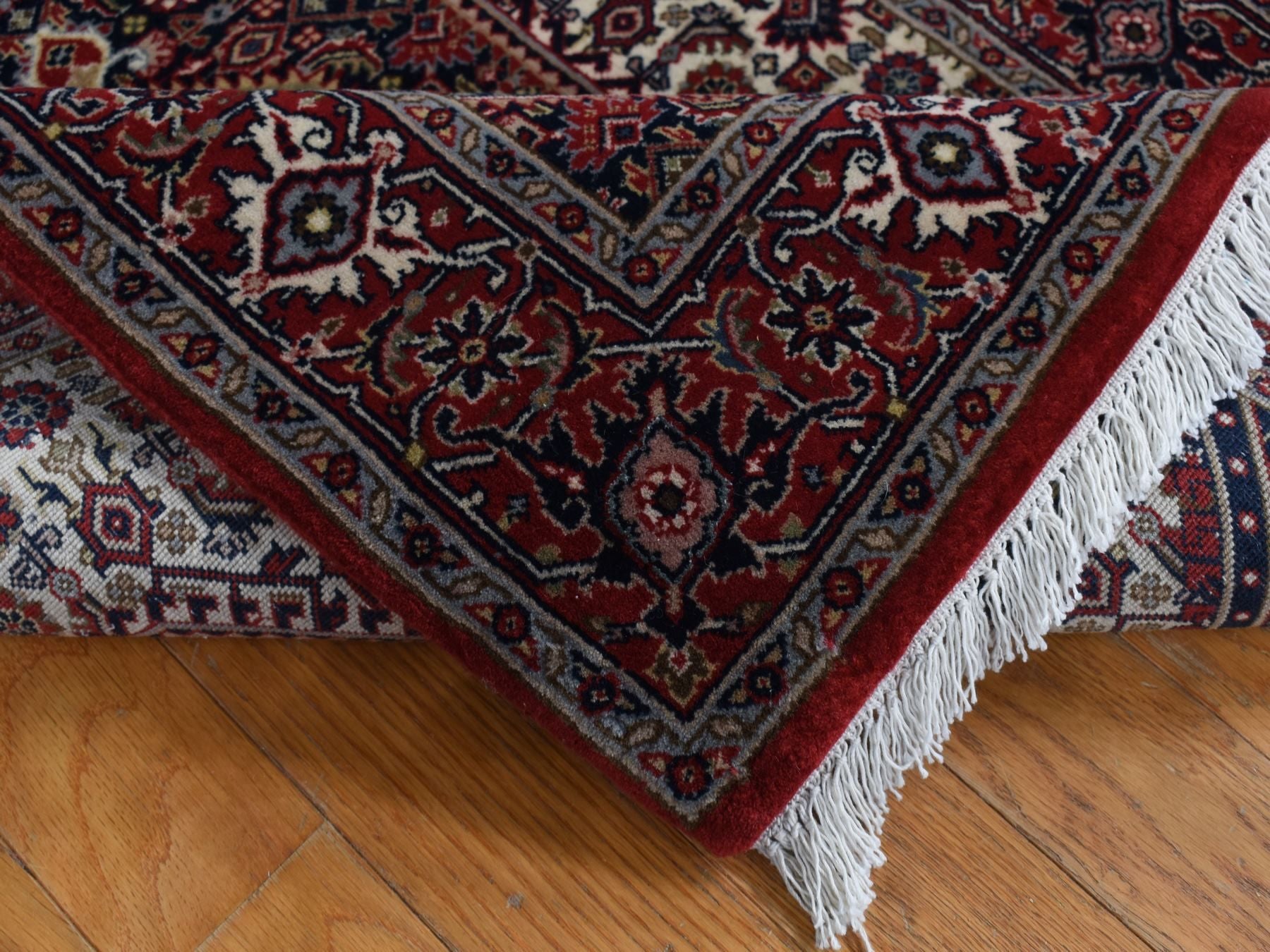 Fine Oriental hand-knotted wool runner in Ivory & Red, 2'9" x 11'4" — SKU O087728 (view 5)