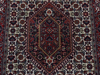 Fine Oriental hand-knotted wool runner in Ivory & Red, 2'9" x 11'4" — SKU O087728 (view 7)