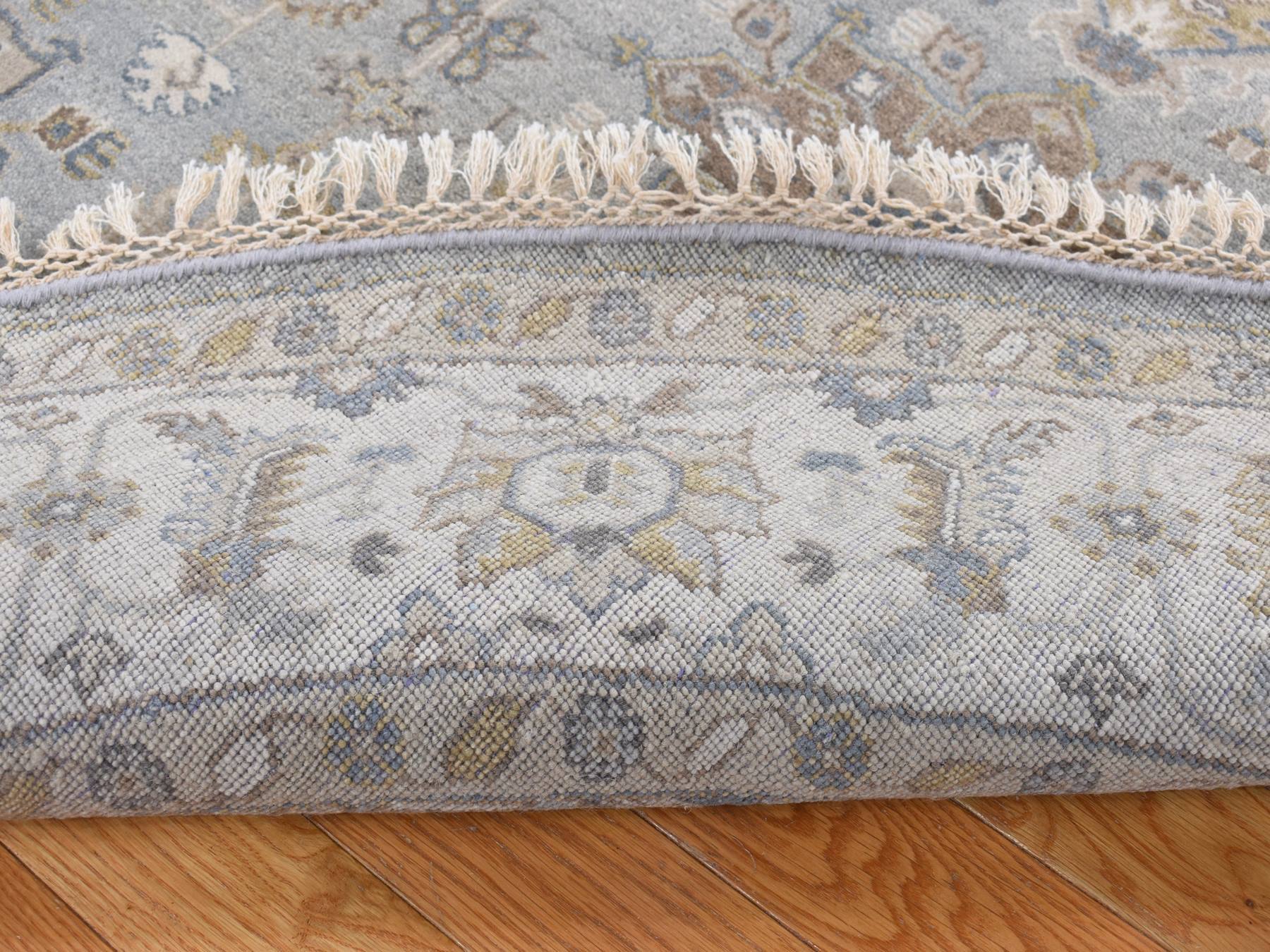 Heriz hand-knotted wool rug in Gray & Ivory, 8'1" x 8'1" — SKU O087737 (view 3)