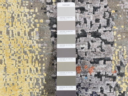 Modern / Contemporary hand-knotted wool/silk rug in Gray, 10'1" x 10'1" — SKU O087739 (view 4)