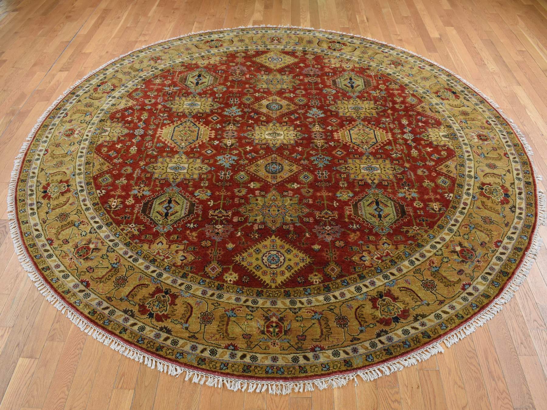 Heriz hand-knotted wool rug in Red & Gold, 9'10" x 9'10" — SKU O087740 (view 2)