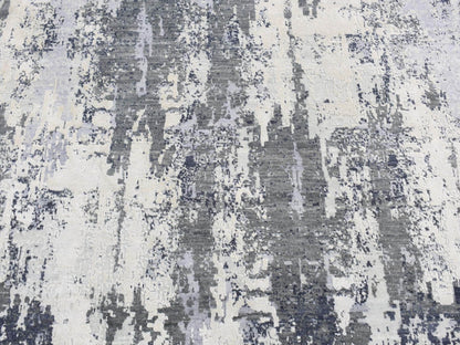 Modern / Contemporary hand-knotted wool/silk rug in Gray, 8'1" x 8'1" — SKU O087743 (view 6)