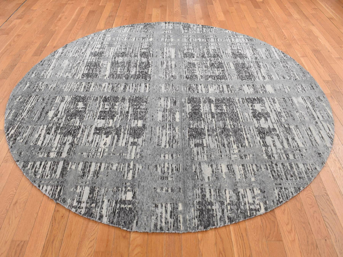 Modern / Contemporary hand-knotted wool rug in Gray, 8' x 8' — SKU O087745 (view 2)
