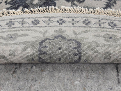Heriz Heriz hand-knotted wool/silk rug in Gray, 10' x 10' — SKU O087747 (view 4)