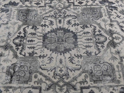 Heriz Heriz hand-knotted wool/silk rug in Gray, 10' x 10' — SKU O087747 (view 6)