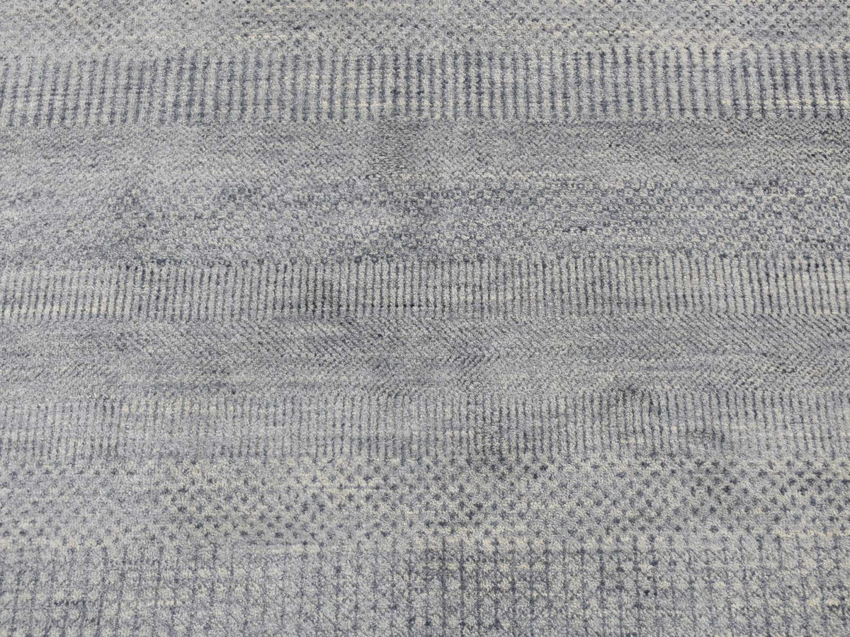 Modern / Contemporary hand-knotted wool/silk rug in Gray, 10' x 10' — SKU O087754 (view 4)