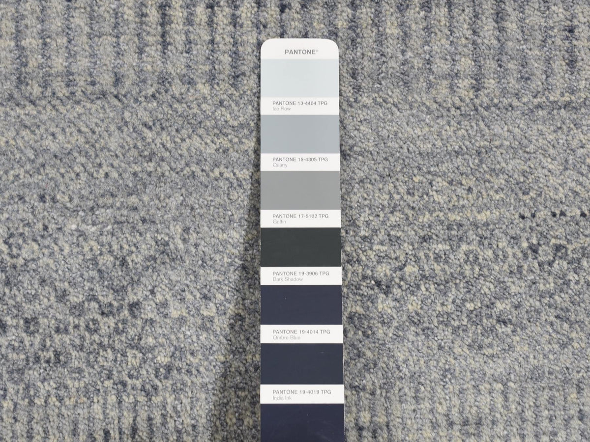Modern / Contemporary hand-knotted wool/silk rug in Gray, 10' x 10' — SKU O087754 (view 5)