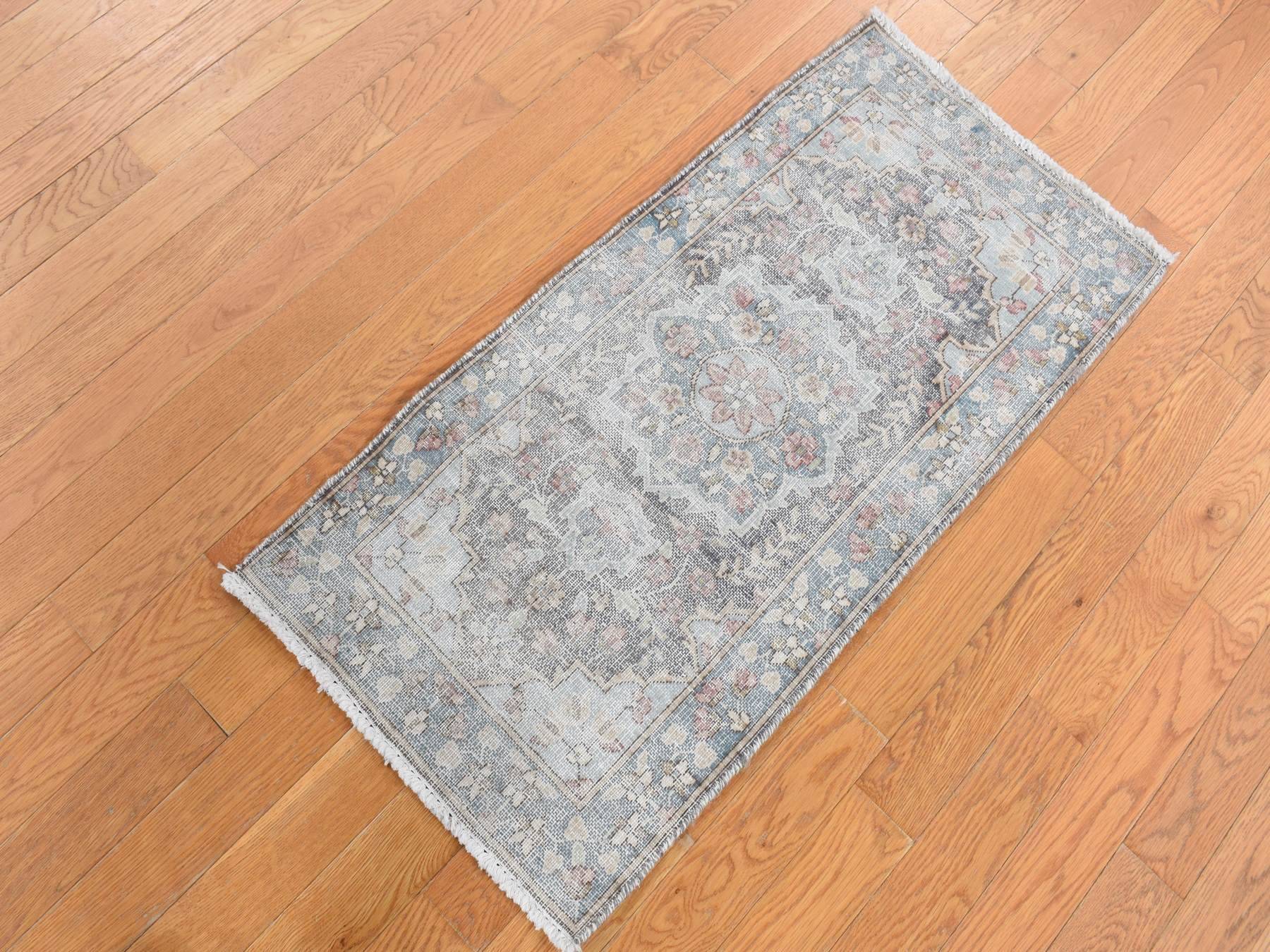 Kerman Vintage hand-knotted wool rug in Gray & Blue, 1'8" x 3'7" — SKU O087775 (view 2)