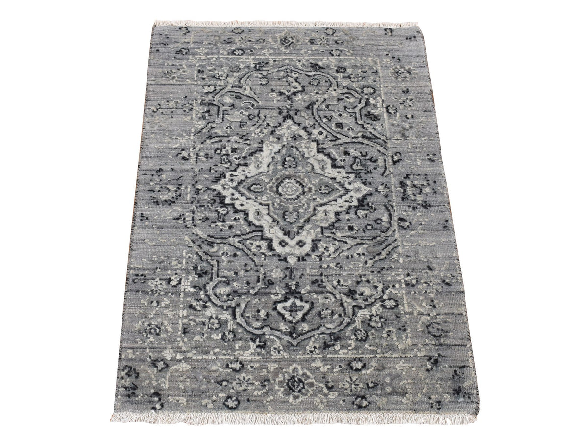Transitional hand-knotted wool/silk rug in Gray, 2'1" x 3'1" — SKU O087781