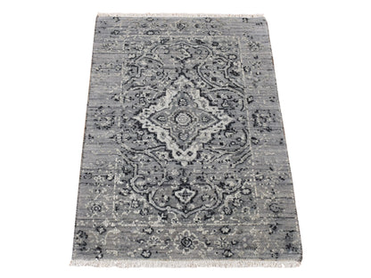 Transitional hand-knotted wool/silk rug in Gray, 2'1" x 3'1" — SKU O087781
