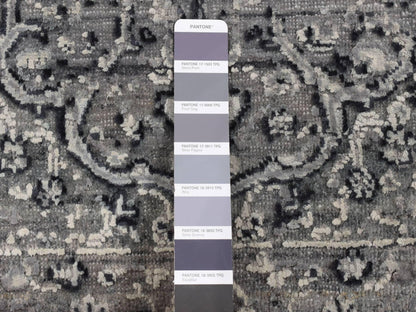 Transitional hand-knotted wool/silk rug in Gray, 2'1" x 3'1" — SKU O087781 (view 3)
