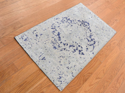 Transitional hand-knotted wool/silk rug in Gray, 2' x 3'1" — SKU O087794 (view 2)