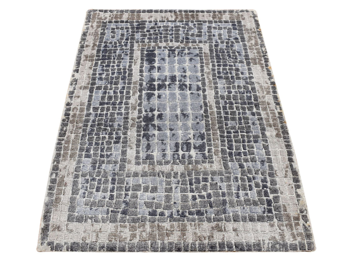 Modern / Contemporary hand-knotted wool/silk rug in Gray, 2'3" x 3'2" — SKU O087801