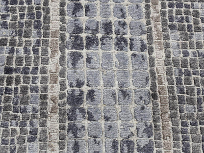 Modern / Contemporary hand-knotted wool/silk rug in Gray, 2'3" x 3'2" — SKU O087801 (view 6)
