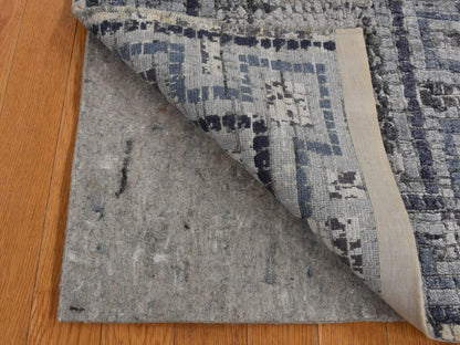 Grey 2'3" x 3'2" Modern / Contemporary Hand knotted Wool/Silk Rug - Sku: O087805