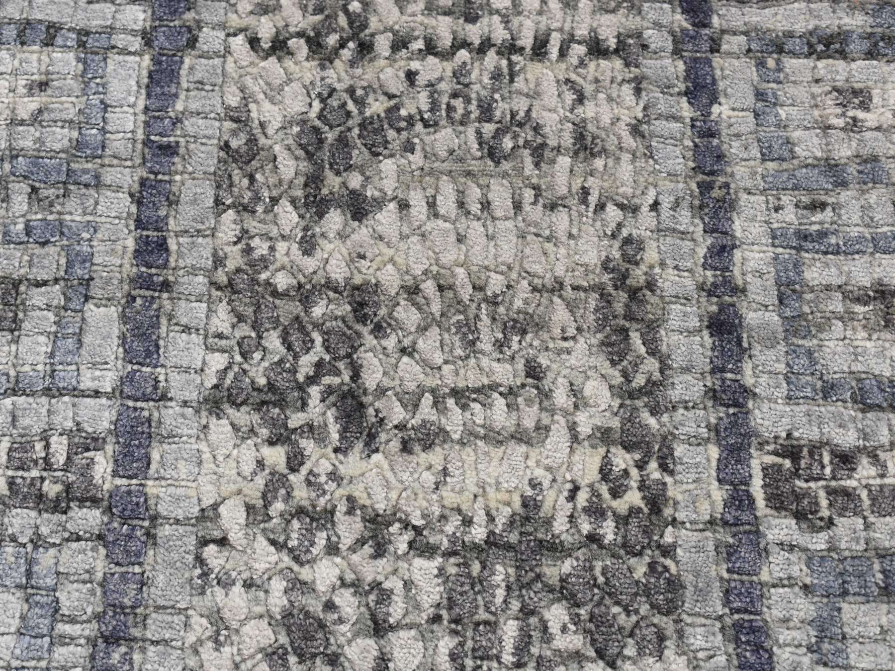 Modern / Contemporary hand-knotted wool/silk rug in Gray, 2'3" x 3'2" — SKU O087805 (view 6)