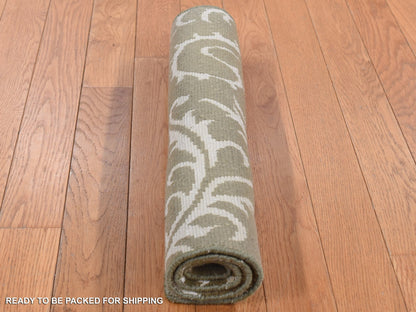 Brown 2'0" x 2'9" Modern / Contemporary Hand knotted Wool/Silk Rug - Sku: O087809