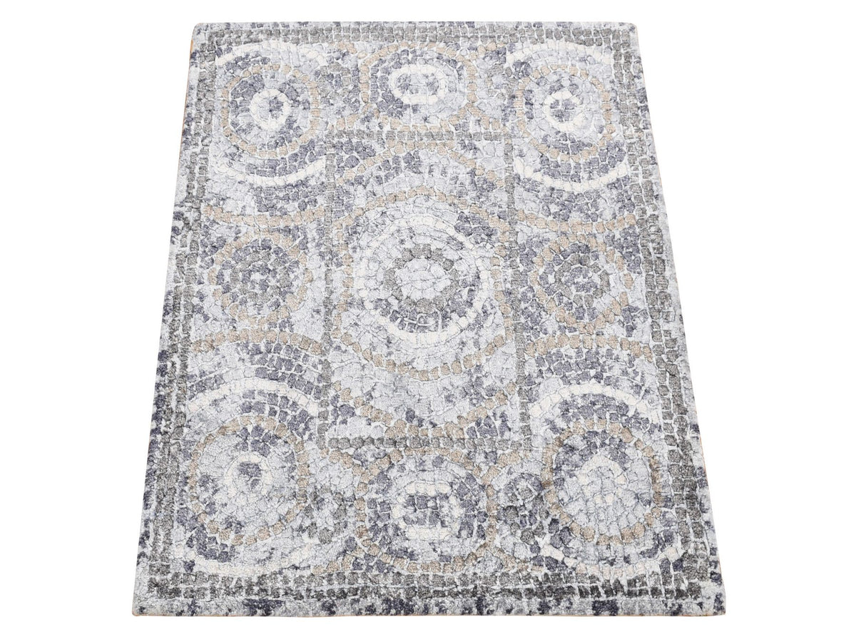 Modern / Contemporary hand-knotted wool/silk rug in Gray, 2'2" x 3' — SKU O087811