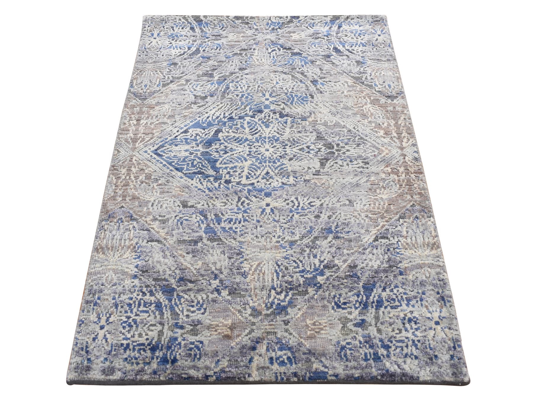 Modern / Contemporary hand-knotted wool/silk rug in Gray, 2' x 3'1" — SKU O087818