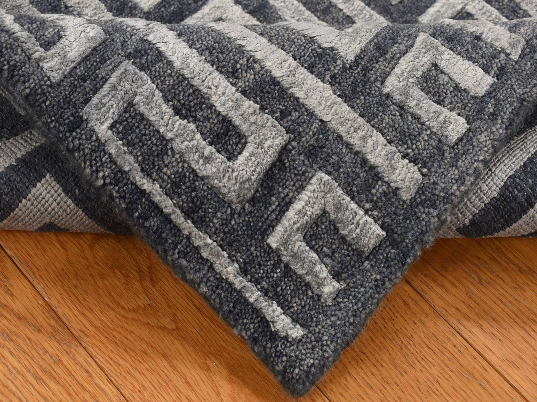 Modern / Contemporary hand-knotted wool/silk rug in Gray, 2' x 2'10" — SKU O087821 (view 4)