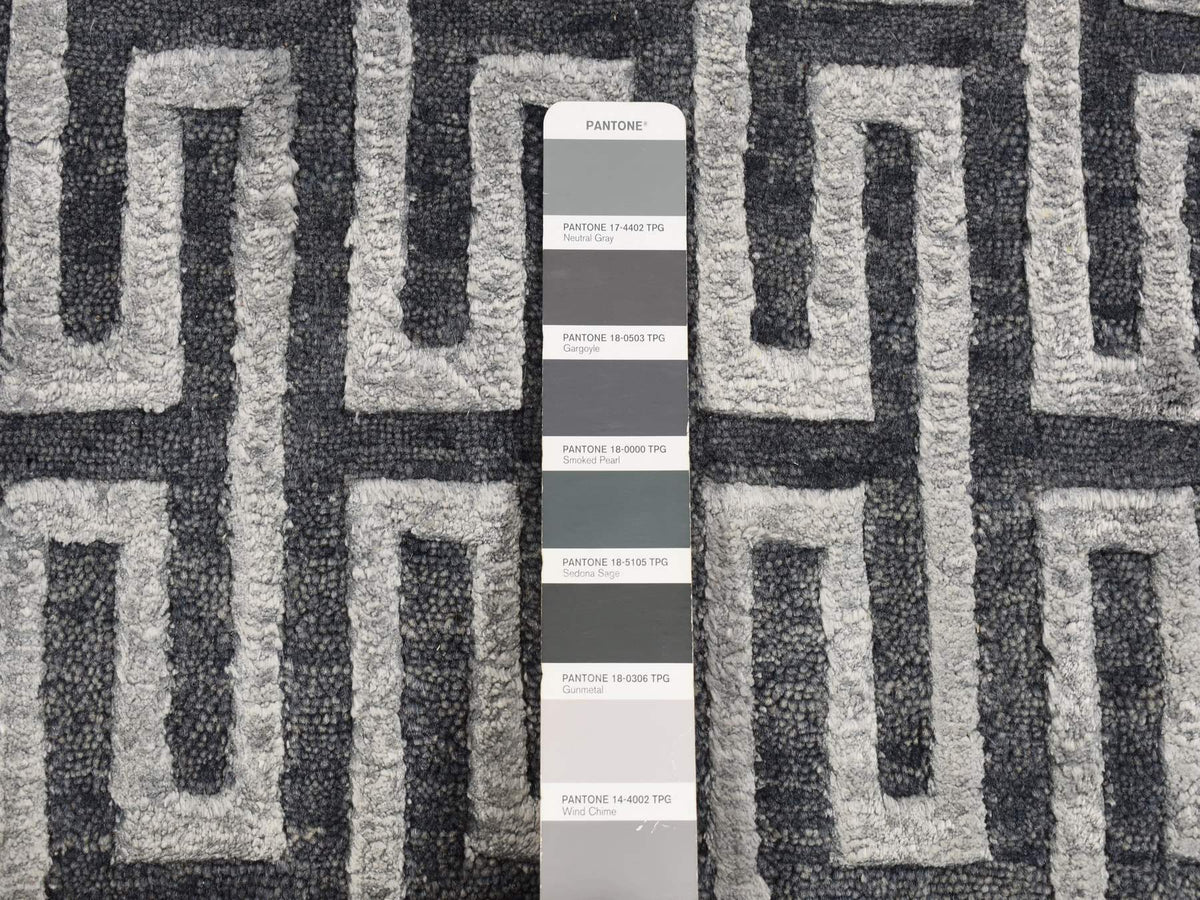 Modern / Contemporary hand-knotted wool/silk rug in Gray, 2' x 2'10" — SKU O087821 (view 5)