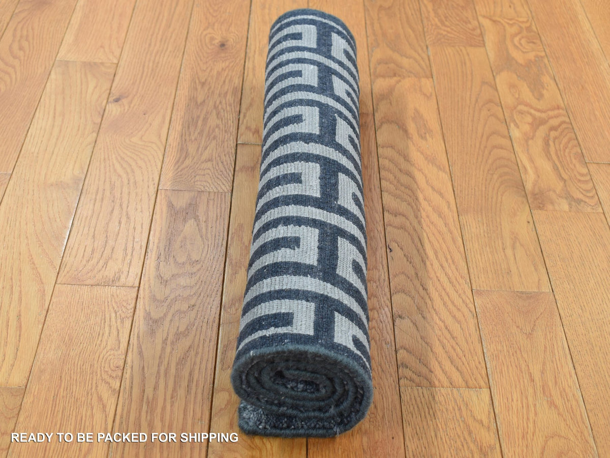 Modern / Contemporary hand-knotted wool/silk rug in Gray, 2' x 2'10" — SKU O087821 (view 7)