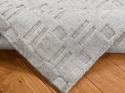 Modern / Contemporary hand-knotted wool rug in Gray, 2' x 3' — SKU O087823 (view 4)