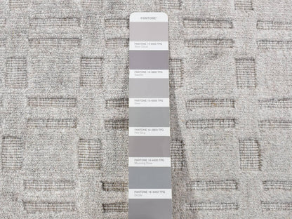 Modern / Contemporary hand-knotted wool rug in Gray, 2' x 3' — SKU O087823 (view 5)