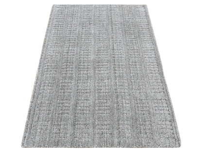 Grey 2'0" x 3'0" Modern / Contemporary Handloom Wool Rug - Sku: O087825