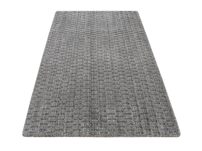 Modern / Contemporary hand-knotted wool rug in Gray, 2' x 3' — SKU O087830