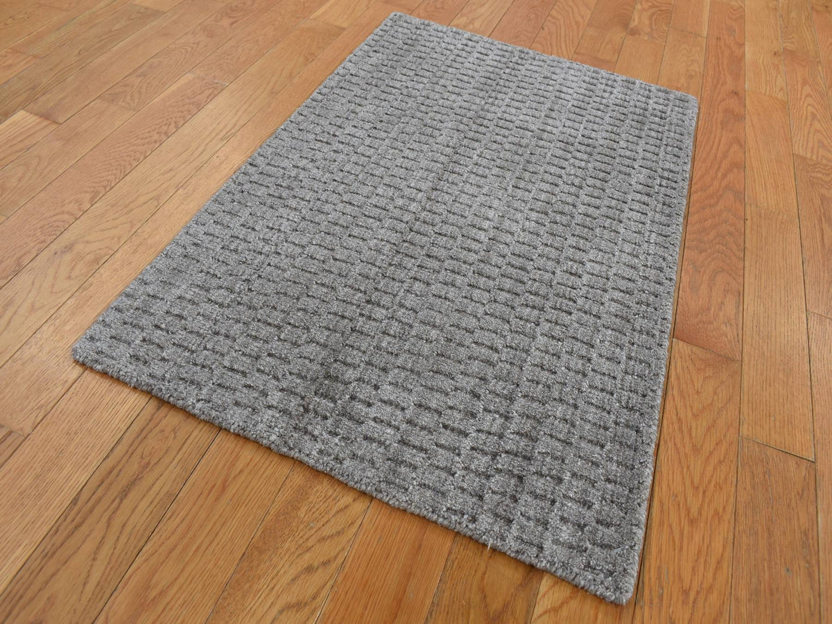 Modern / Contemporary hand-knotted wool rug in Gray, 2' x 3' — SKU O087830 (view 2)