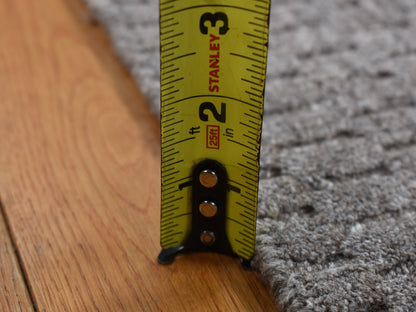 Grey 2'0" x 3'0" Modern / Contemporary Handloom Wool Rug - Sku: O087830