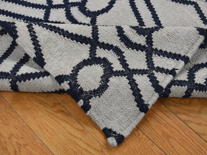 Grey 2'9" x 6'0" Flatweave / Kilim Hand woven Wool Rug - Sku: O087834