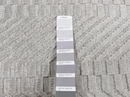 Modern / Contemporary hand-knotted wool/silk rug in Gray, 2' x 3' — SKU O087838 (view 5)