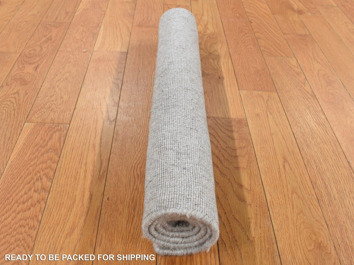 Modern / Contemporary hand-knotted wool/silk rug in Gray, 2' x 3' — SKU O087838 (view 7)